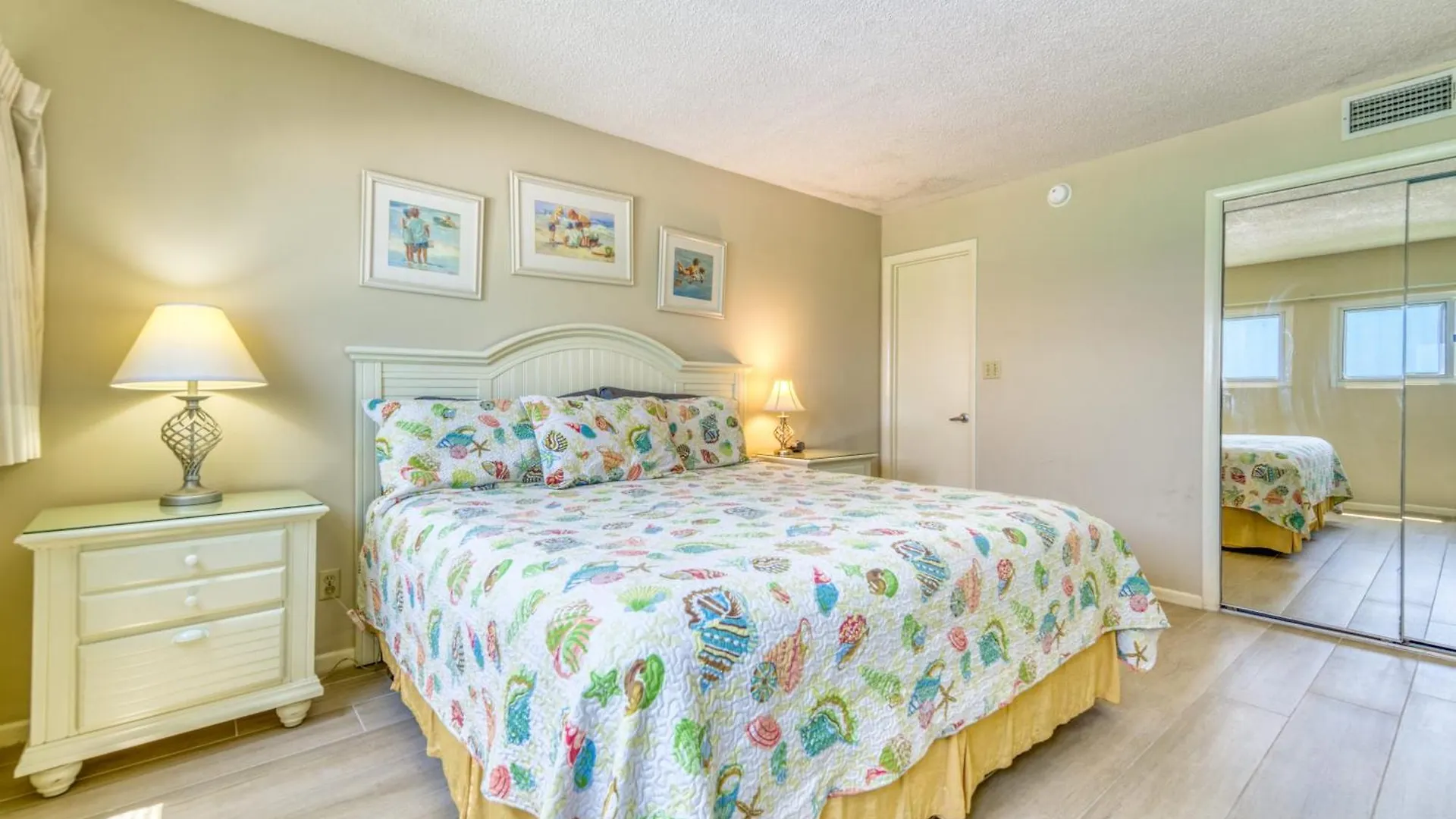 Beach House Condominiums D404 - Beachfront With Pool, Wifi, & Beach Service Destin 0*,  United States